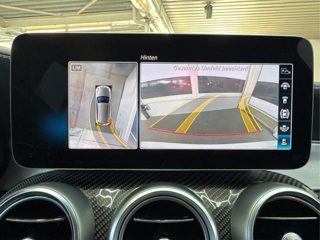 Mercedes-Benz / C 63 AMG / Weiß / / / NAVI PANO BURMESTER HeadUpDisplay