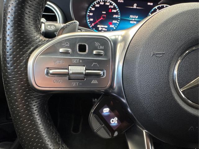 Mercedes-Benz / C 63 AMG / Weiß / / / NAVI PANO BURMESTER HeadUpDisplay