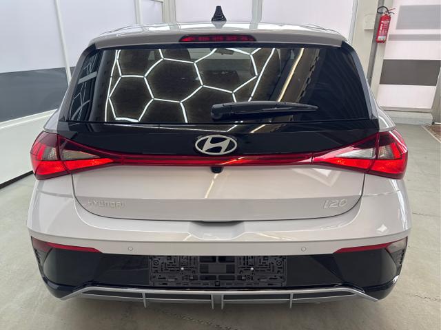 Hyundai / i20 / Grau / / / NAVI Klimaautomatik SHZ 