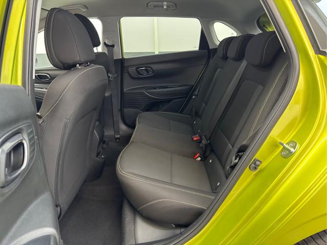 Hyundai / i20 / Grün / / / LED ALU SHZ KLIMAAUTOMATIK