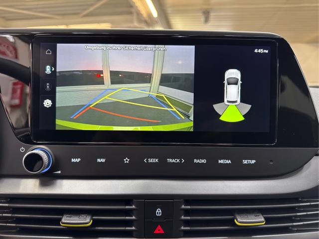 Hyundai / i20 / Grün / / / LED ALU SHZ KLIMAAUTOMATIK