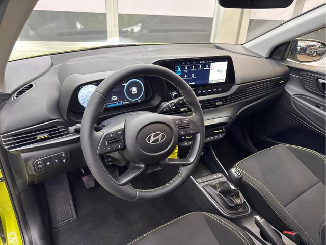 Hyundai / i20 / Grün / / / LED ALU SHZ KLIMAAUTOMATIK
