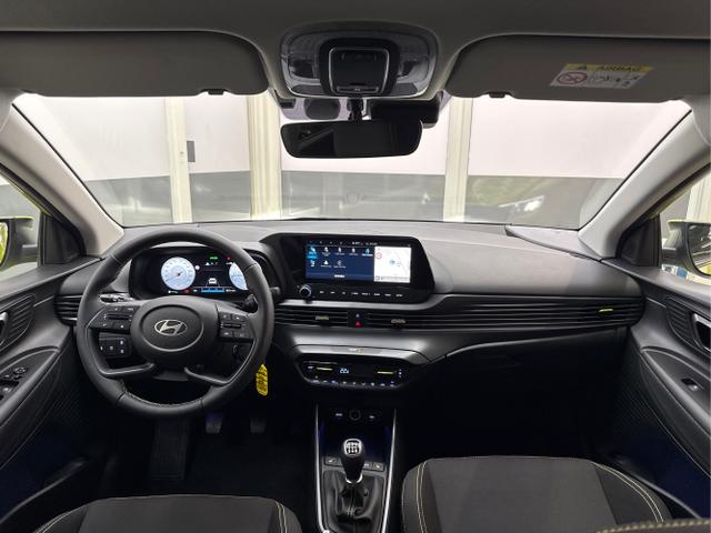 Hyundai / i20 / Grün / / / LED ALU SHZ KLIMAAUTOMATIK
