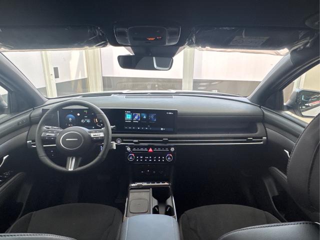 Hyundai / TUCSON FACELIFT / Weiß / / / 20th Anniversary DCT 360 SHZ KRELL HUD 19ALU