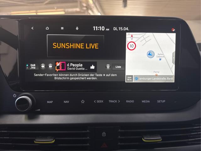 Hyundai / i20 / Schwarz / / / NAVI Klimaautomatik SHZ 