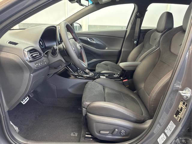 Hyundai / i30 / Grau / / / N-LINE DCT ACC NAVI RFK WP