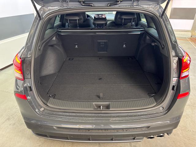 Hyundai / i30 / Grau / / / N-LINE DCT ACC NAVI RFK WP