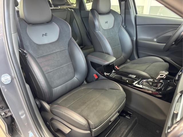 Hyundai / i30 / Grau / / / N-LINE DCT ACC NAVI RFK WP