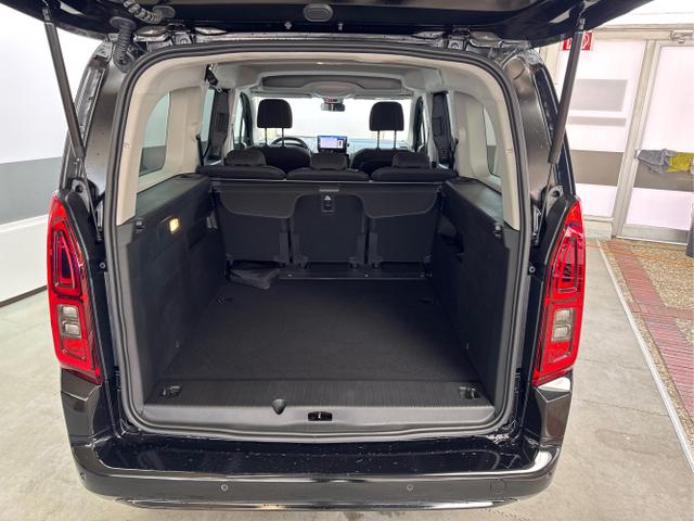 Fiat / Doblò / Schwarz / / / STYLE PACK SHZ TOTWINKEL UConnect 