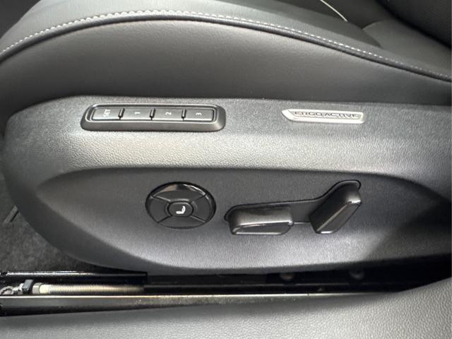 Volkswagen / Passat Variant / / / / 