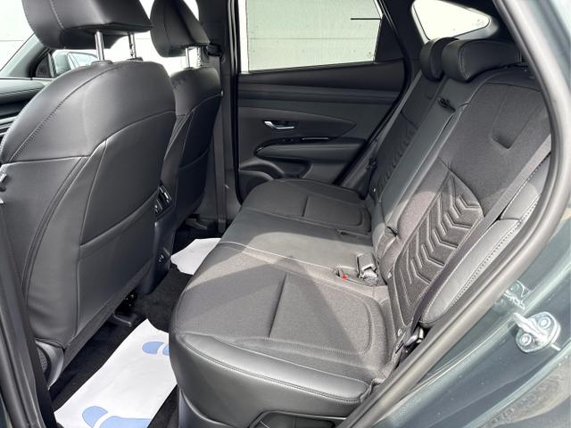 Hyundai / TUCSON FACELIFT / Weiß / / / 