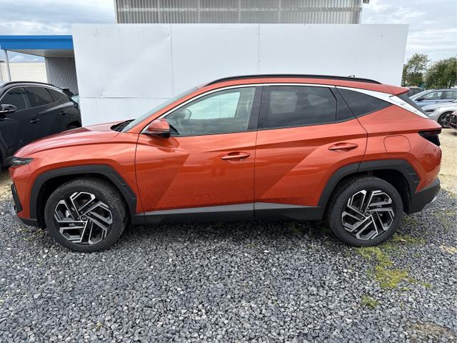 Hyundai / TUCSON FACELIFT / Weiß / / / 