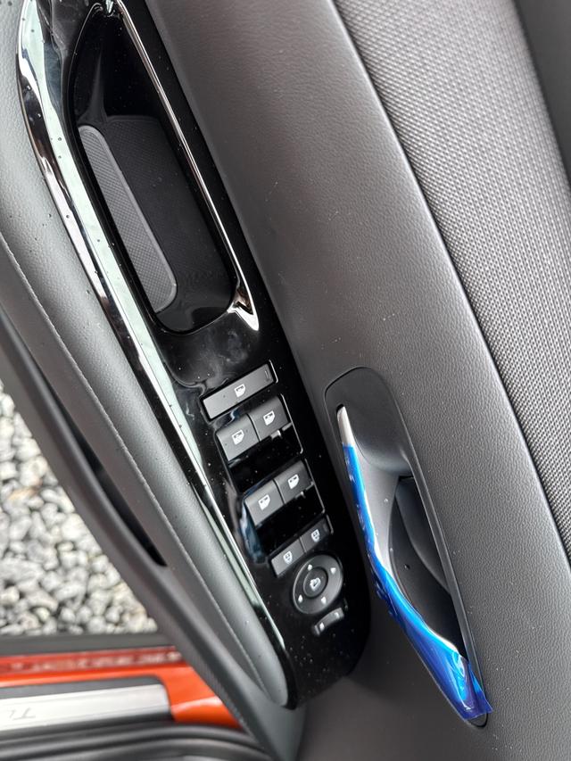 Hyundai / TUCSON FACELIFT / Weiß / / / 