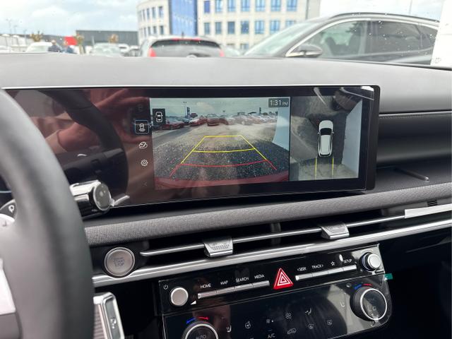Hyundai / TUCSON FACELIFT / Weiß / / / 