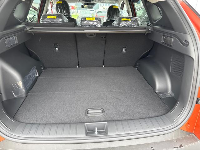 Hyundai / TUCSON FACELIFT / Weiß / / / 