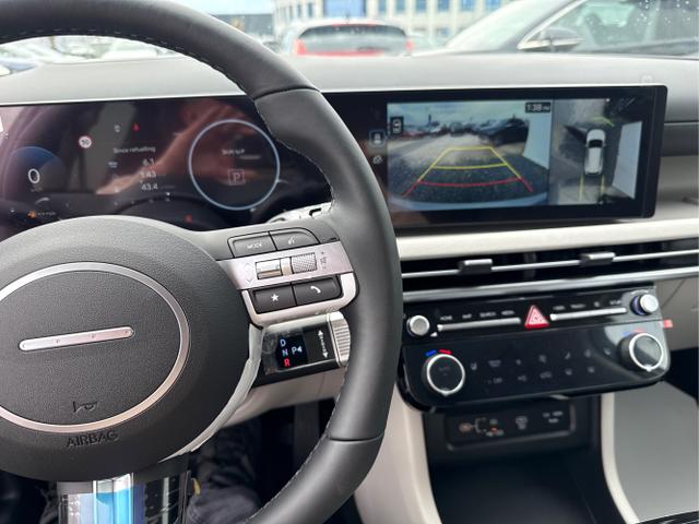 Hyundai / TUCSON FACELIFT / Weiß / / / 