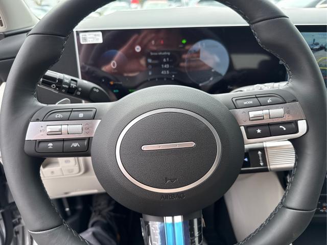 Hyundai / TUCSON FACELIFT / Weiß / / / 