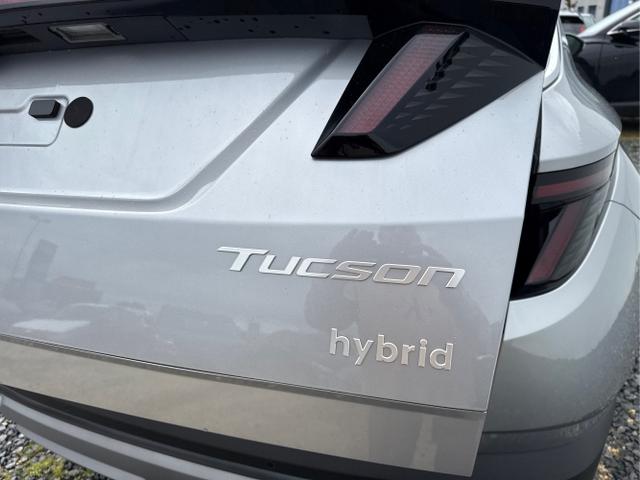 Hyundai / TUCSON FACELIFT / Weiß / / / 