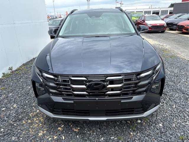 Hyundai / TUCSON FACELIFT / Weiß / / / 