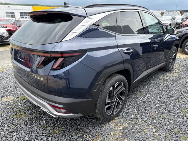 Hyundai / TUCSON FACELIFT / Weiß / / / 