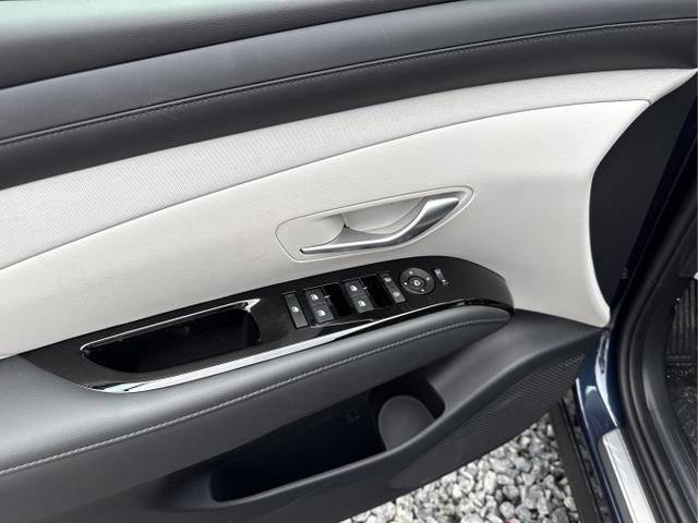 Hyundai / TUCSON FACELIFT / Weiß / / / 