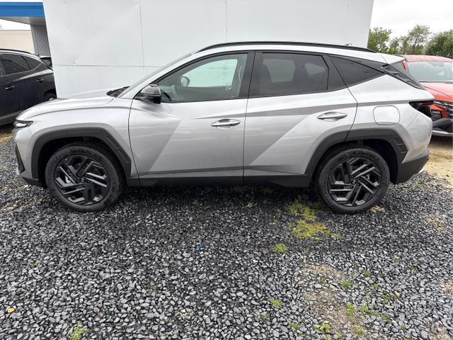 Hyundai / TUCSON FACELIFT / Weiß / / / 