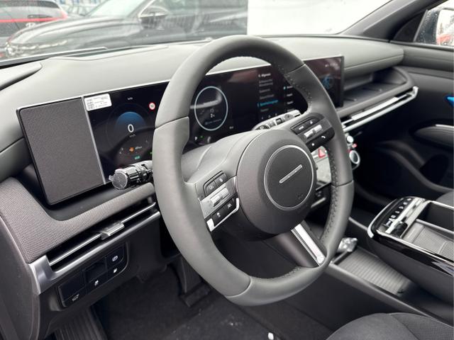 Hyundai / TUCSON FACELIFT / Weiß / / / 