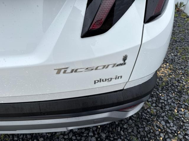 Hyundai / TUCSON FACELIFT / Weiß / / / 