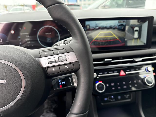 Hyundai / TUCSON FACELIFT / Weiß / / / 