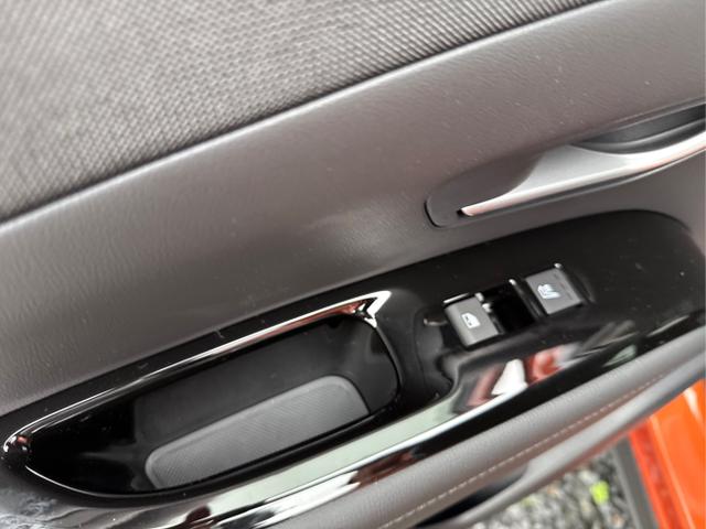 Hyundai / TUCSON FACELIFT / Weiß / / / 