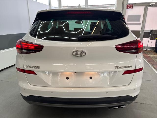 Hyundai / TUCSON / / / / 