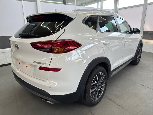 Hyundai / TUCSON / / / / 