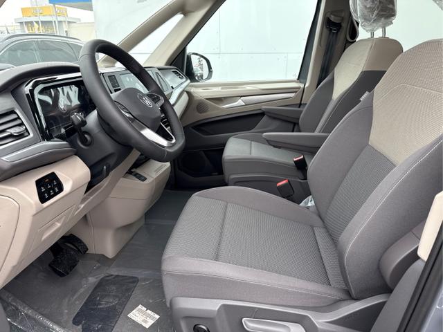 Volkswagen / Multivan / Weiß / / / 