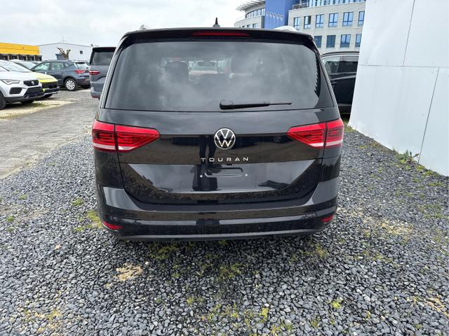 Volkswagen / Touran / Weiß / / / 