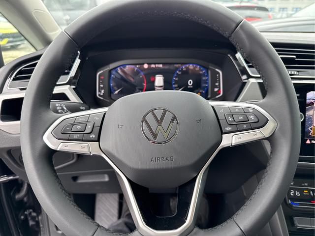 Volkswagen / Touran / Weiß / / / 