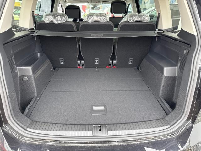 Volkswagen / Touran / Weiß / / / 