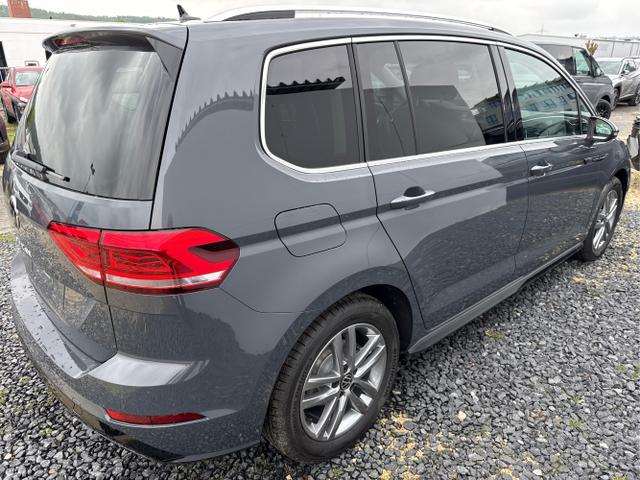Volkswagen / Touran / Weiß / / / 