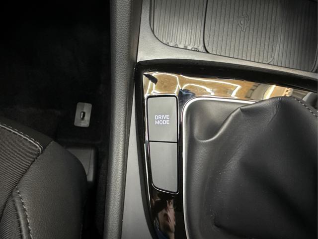 Hyundai / TUCSON FACELIFT / Rot / / / NAVI 360 KRELL NAVI MATRIX