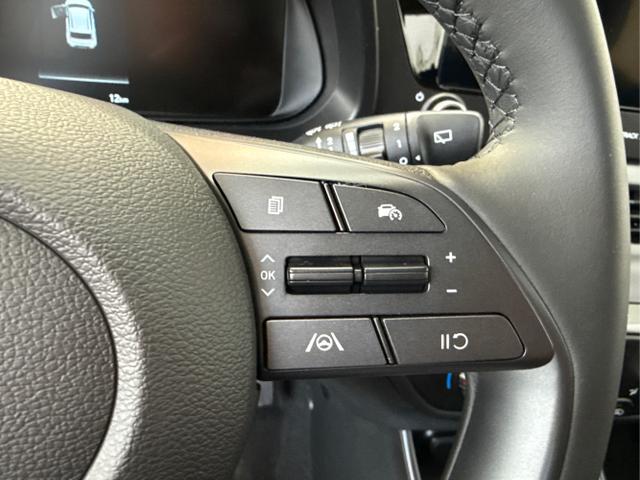 Hyundai / BAYON / Grau / / / NAVI RFK PDC 