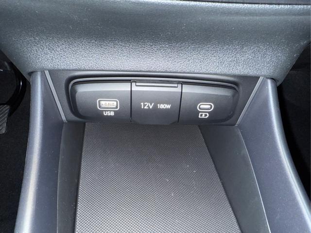 Hyundai / BAYON / Grau / / / NAVI RFK PDC 