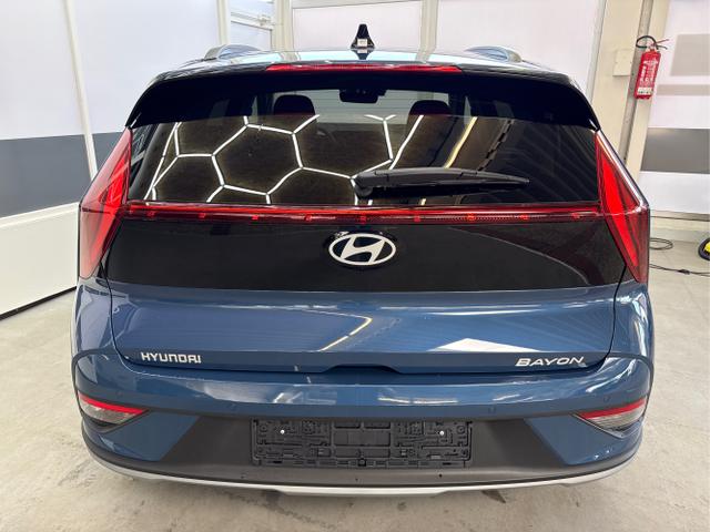Hyundai / BAYON / Blau / / / NAVI SHZ RFK PDC KLIMAAUTOMATIK Licht/Regensensor