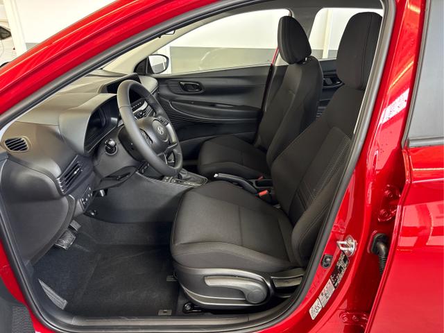 Hyundai / BAYON / Rot / / / DCT SHZ NAVI RFK PDC 