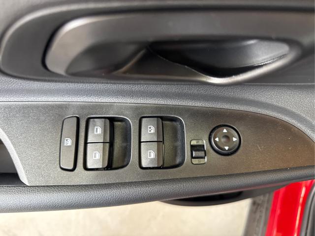 Hyundai / BAYON / Rot / / / DCT SHZ NAVI RFK PDC 