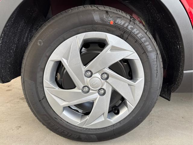 Hyundai / BAYON / Rot / / / DCT SHZ NAVI RFK PDC 