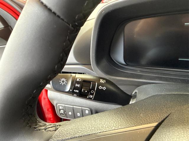 Hyundai BAYON LIFE FL DCT SHZ NAVI RFK PDC 