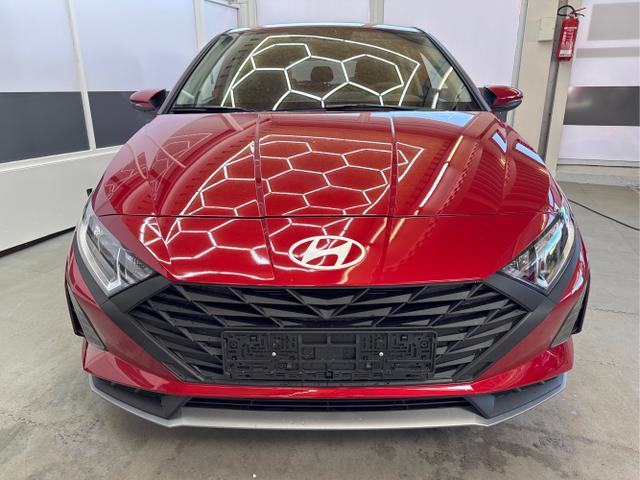 Hyundai i20 - COMFORT FL NAVI RFK TEMPOMAT