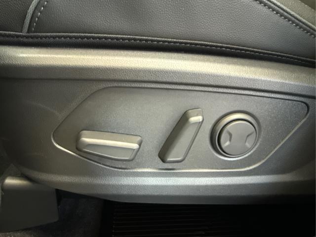 Hyundai / TUCSON FACELIFT / Grün / / / 20th Anniversary KRELL SHZ v+h 360Kamera HUD