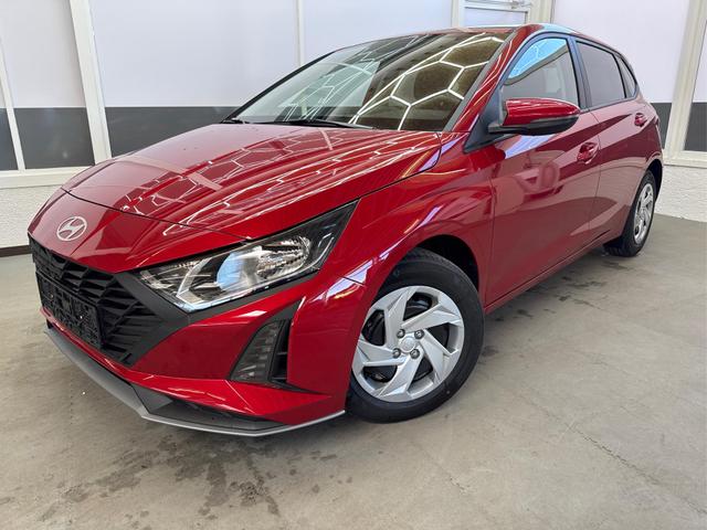 Hyundai i20 - COMFORT FL NAVI RFK TEMPOMAT
