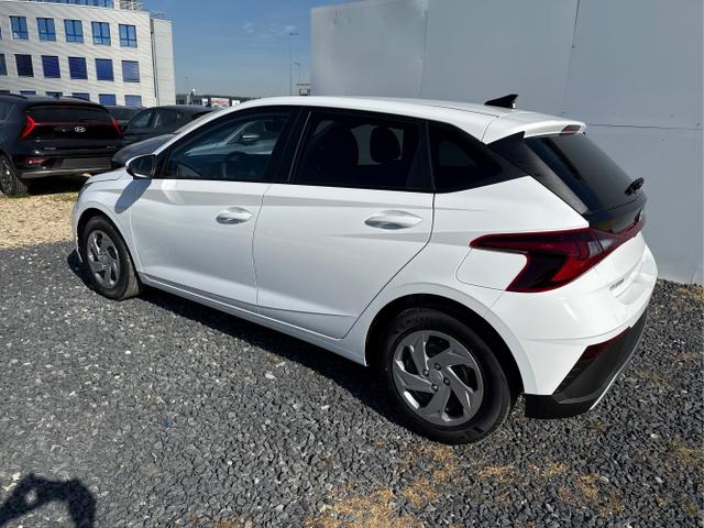 Hyundai / i20 / Weiß / / / 