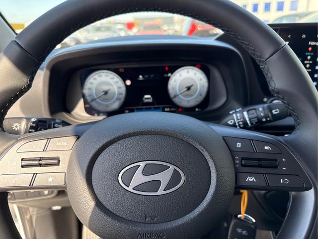 Hyundai / i20 / Weiß / / / 